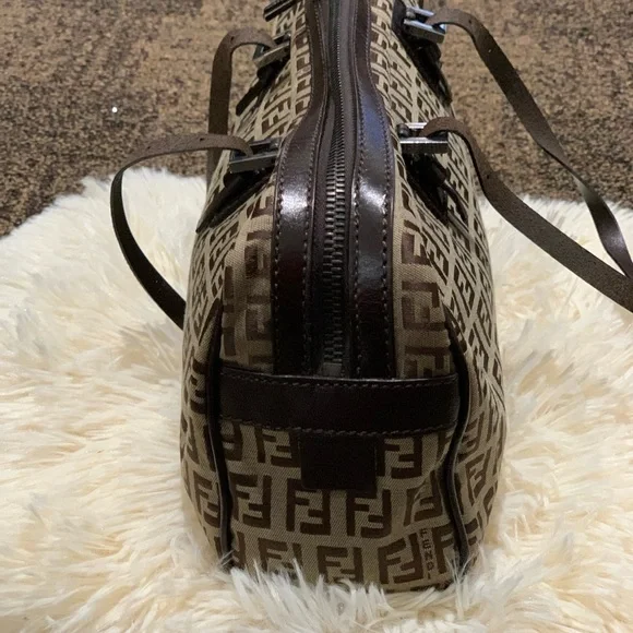 FENDI bag - Picture 11 of 16